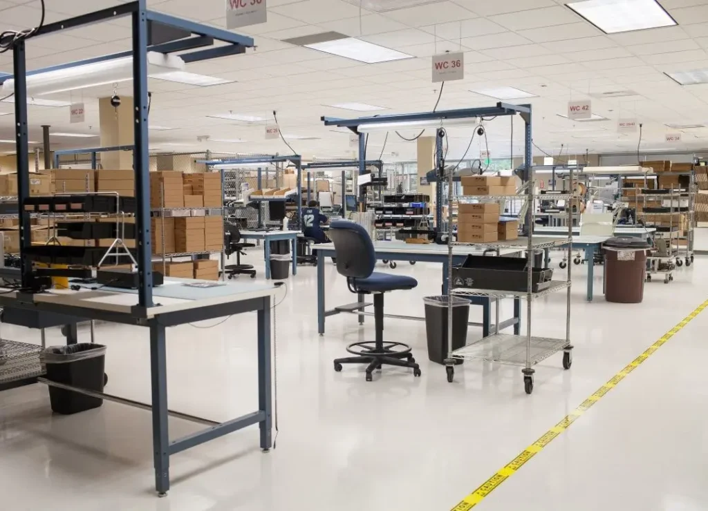 7350-1003 View of Maple Systems manufacturing space