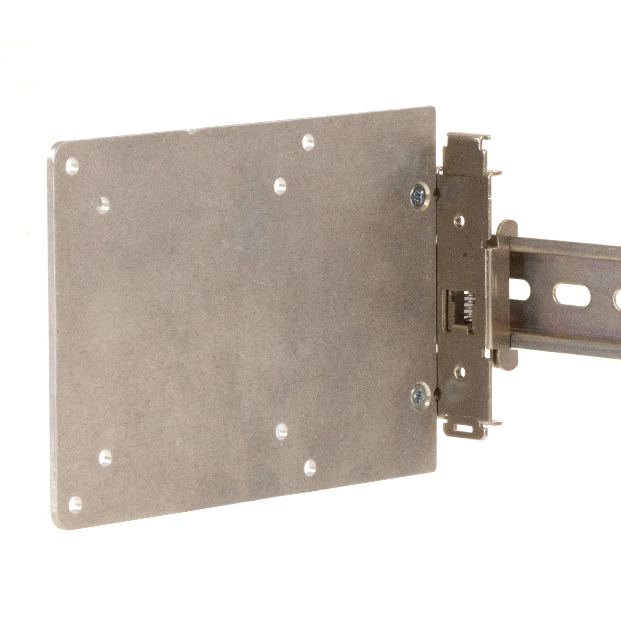 DINPA03LR-ZVE100B – DIN Rail Mounting Kit Maple Systems DINPA03LR-ZVE100B is our, DIN-Rail, Right Angle Mounting Plate for VESA Devices with 75 x 75mm or 100 x 100mm Hole Patterns; Unthreaded Holes